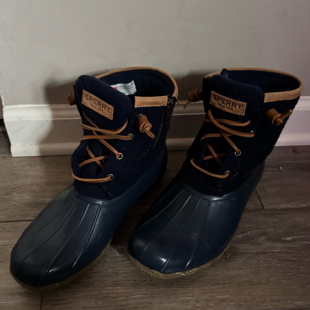 Woman’s size 9 1/2 dark blue Sperry boots